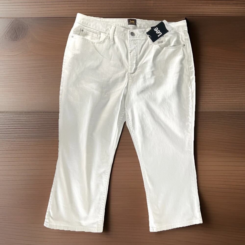 NWT Lee White Capri Jeans Sz 16M Mid Rise Stretch Denim Coastal Preppy Classic